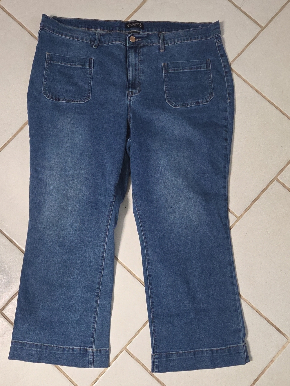 Nanette Lepore Medium Blue Wide-Leg Crop Jeans